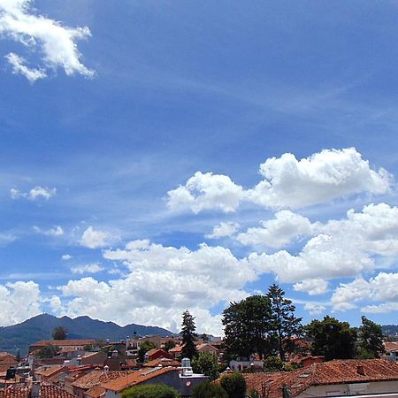 Kaza Muta Bed & Breakfast ซานกริสโตบัล เด ลาสกาซาส ภายนอก รูปภาพ