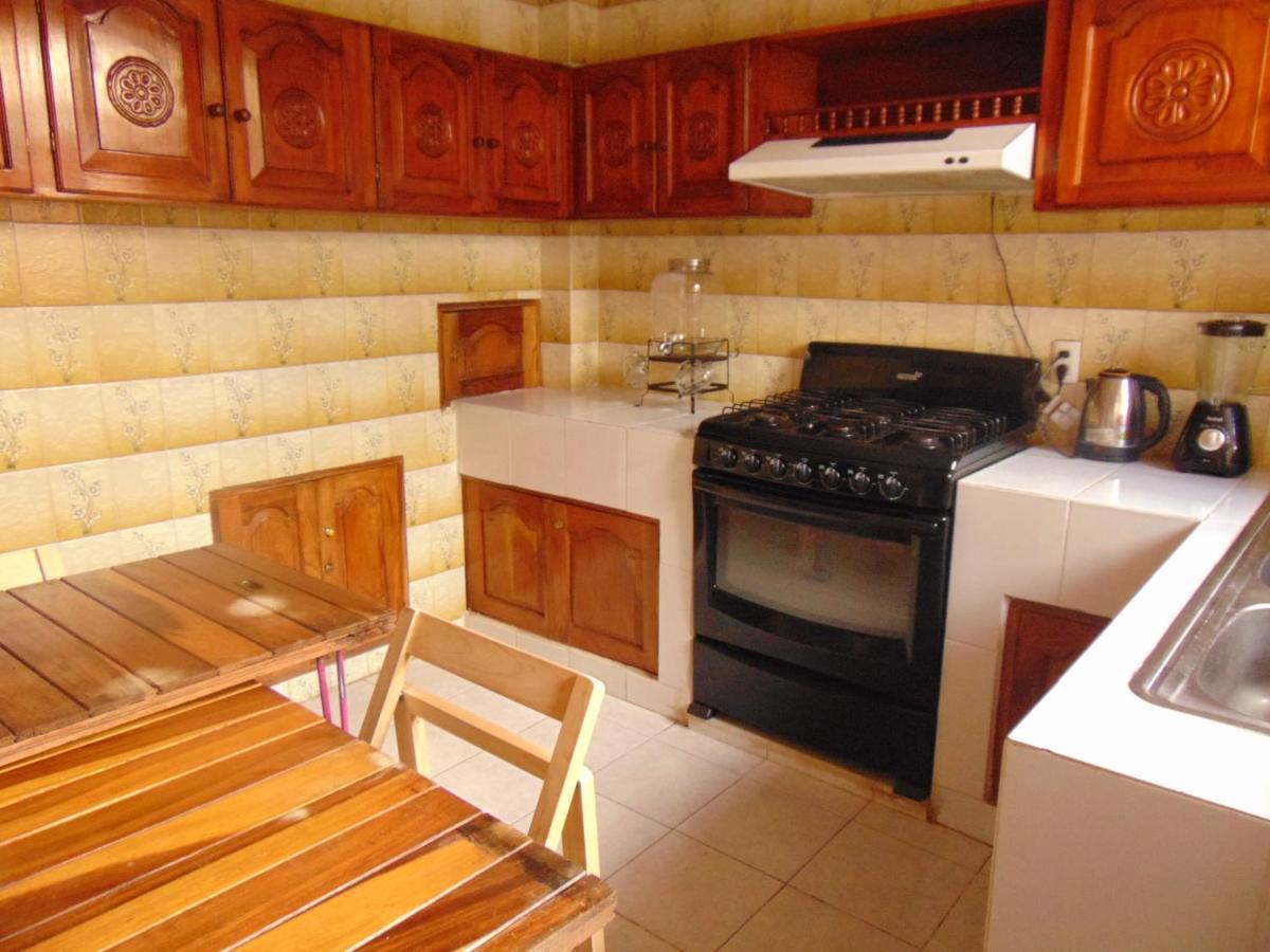 Kaza Muta Bed & Breakfast ซานกริสโตบัล เด ลาสกาซาส ภายนอก รูปภาพ