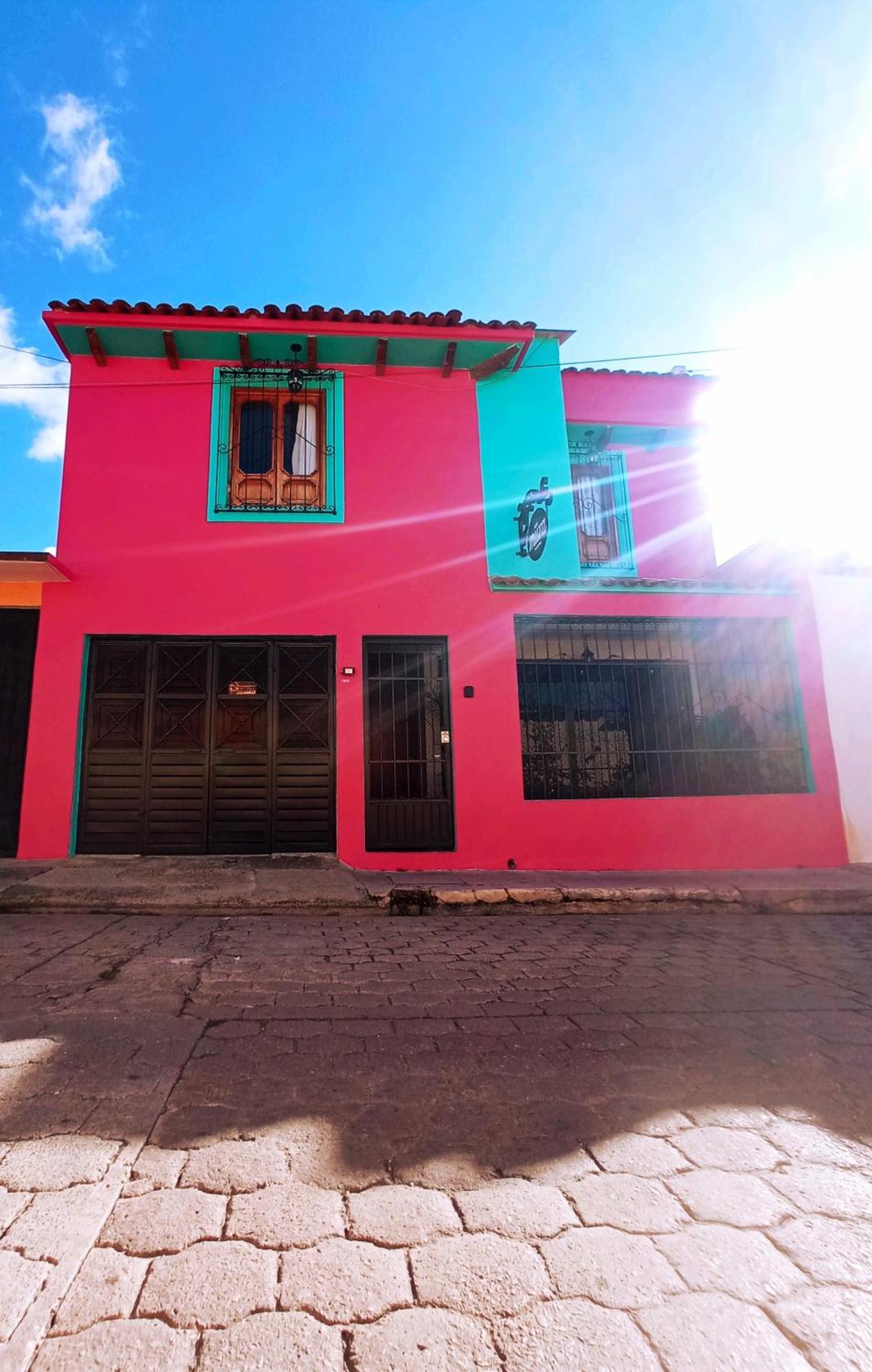 Kaza Muta Bed & Breakfast ซานกริสโตบัล เด ลาสกาซาส ภายนอก รูปภาพ